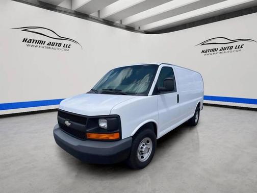 White 2009 Chevrolet Express 2500 Work Van