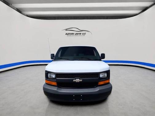 White 2009 Chevrolet Express 2500 Work Van