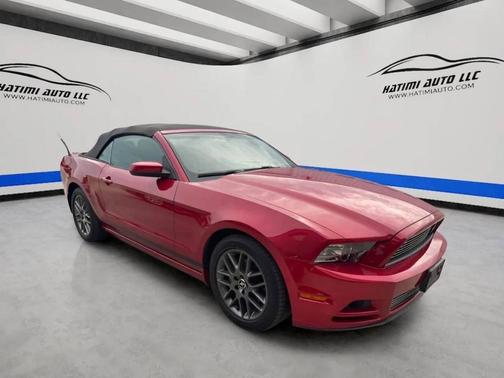 Red 2013 Ford Mustang V6 Premium