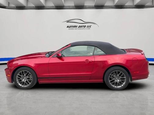 Red 2013 Ford Mustang V6 Premium
