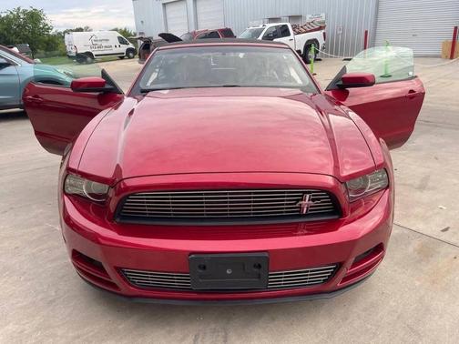 Red 2013 Ford Mustang V6 Premium