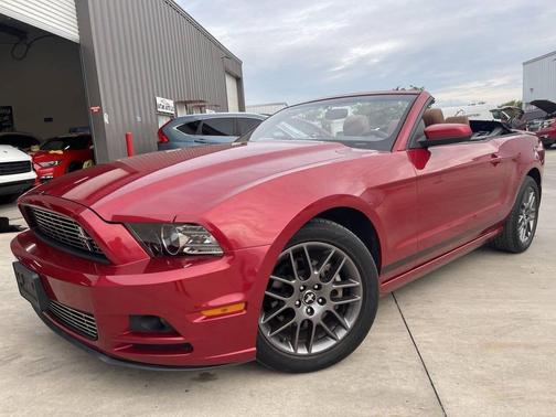 Red 2013 Ford Mustang V6 Premium