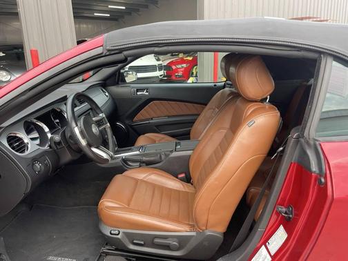 Red 2013 Ford Mustang V6 Premium