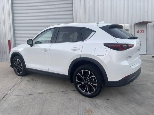 White 2022 Mazda CX-5 2.5 S