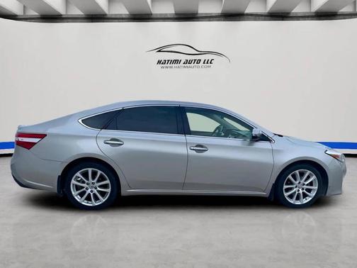 Gold 2014 Toyota Avalon Limited