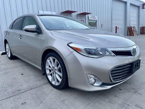 Gold 2014 Toyota Avalon Limited