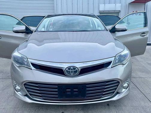 Gold 2014 Toyota Avalon Limited