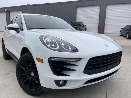 2017 Porsche Macan S