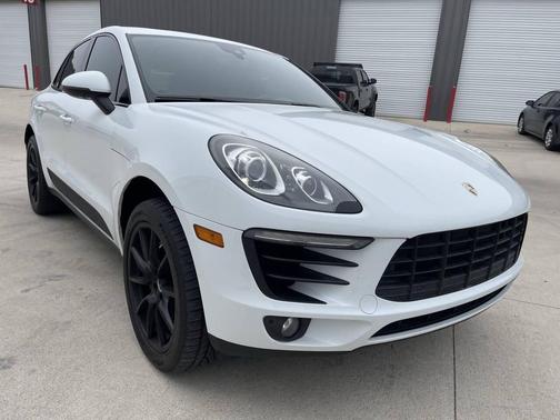 2017 Porsche Macan S