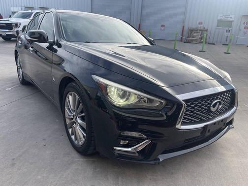 Black 2018 INFINITI Q50 3.0t LUXE