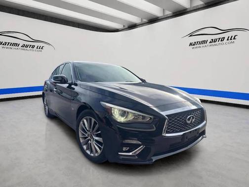 Black 2018 INFINITI Q50 3.0t LUXE