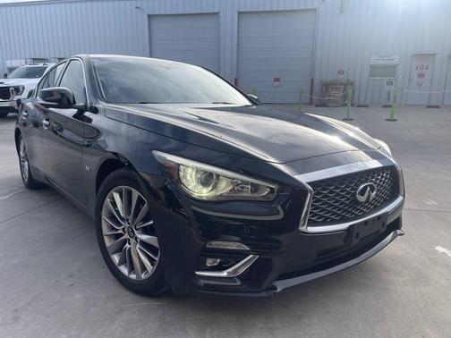 Black 2018 INFINITI Q50 3.0t LUXE