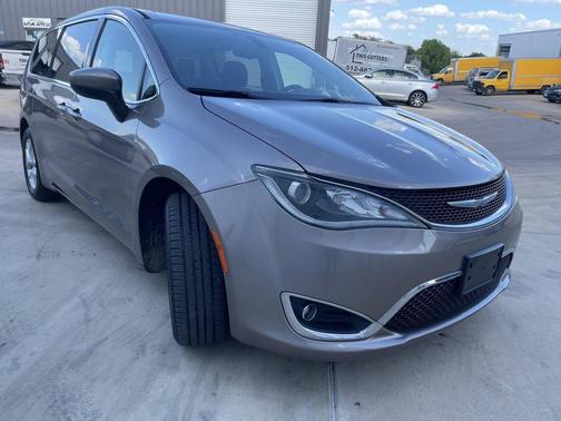 Tan 2017 Chrysler Pacifica Touring