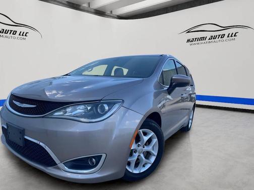 Tan 2017 Chrysler Pacifica Touring