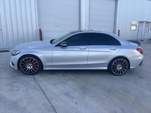 2015 Mercedes-Benz C-Class C 300 4dr Sedan