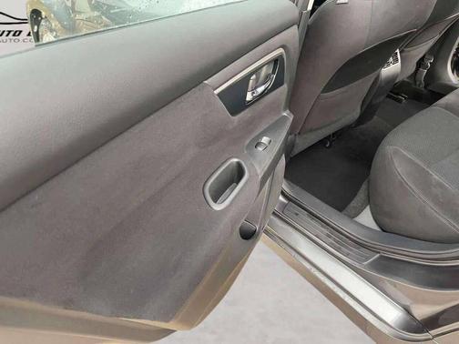 Gray 2014 Nissan Altima 2.5 SV