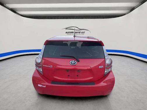 2013 Toyota Prius c Two