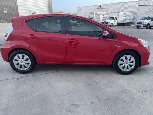 2013 Toyota Prius c Two