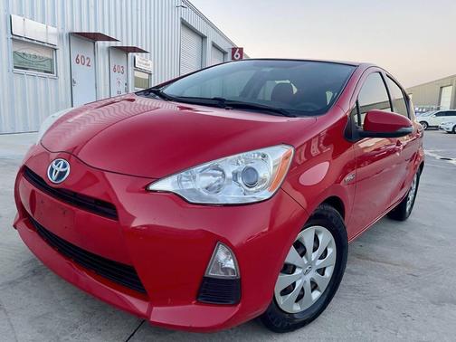 2013 Toyota Prius c Two