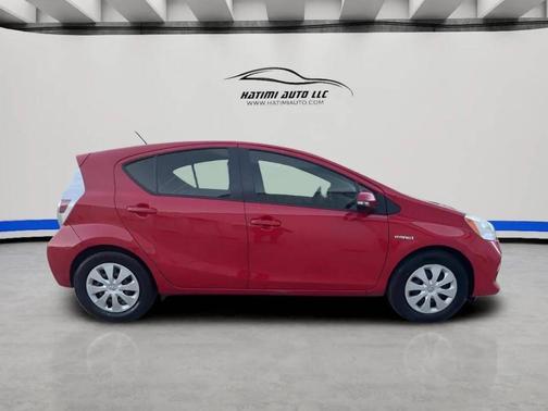 2013 Toyota Prius c Two