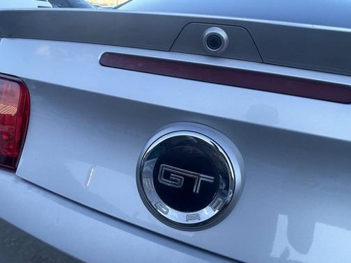 2011 Ford Mustang GT Premium