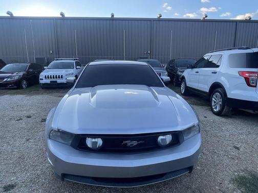 2011 Ford Mustang GT Premium