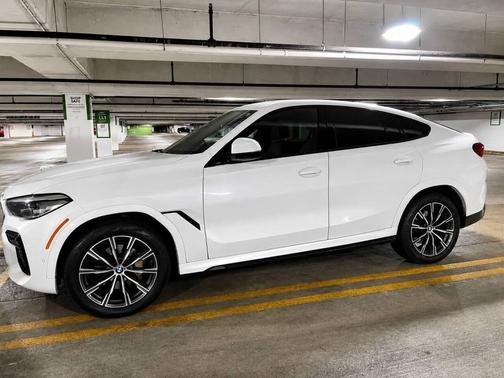 White 2023 BMW X6 xDrive40i