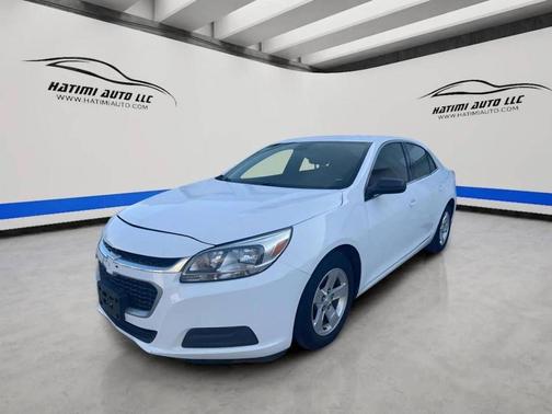 White 2015 Chevrolet Malibu 1LS
