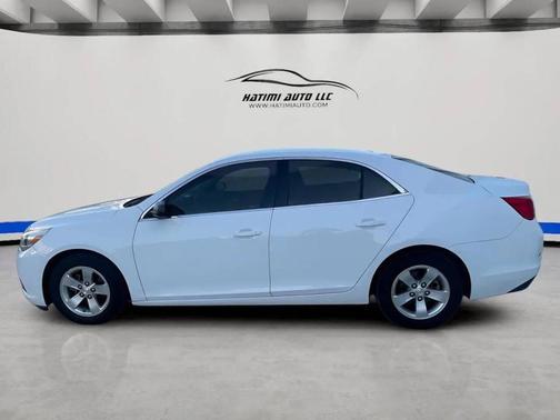 White 2015 Chevrolet Malibu 1LS