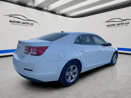White 2015 Chevrolet Malibu 1LS