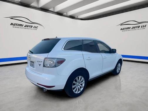 White 2011 Mazda CX-7 i SV