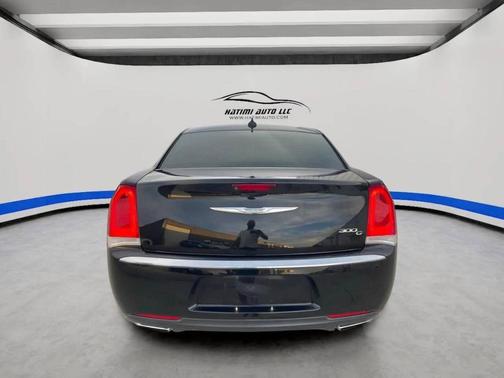 2017 Chrysler 300 S