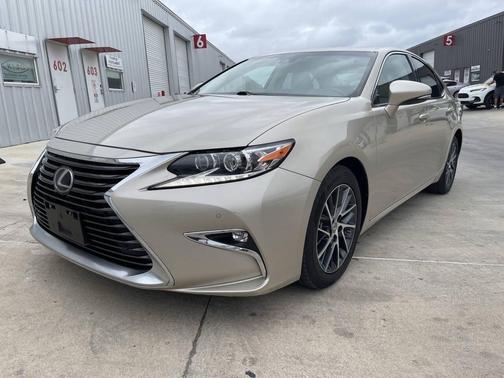 2016 Lexus ES 350 Base