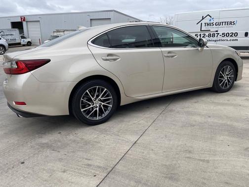 2016 Lexus ES 350 Base