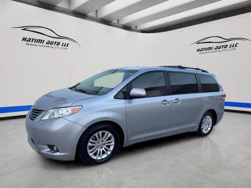 2013 Toyota Sienna XLE