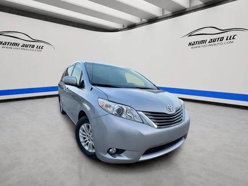 2013 Toyota Sienna XLE
