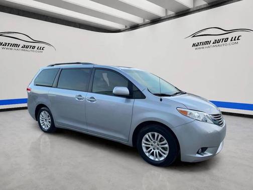 2013 Toyota Sienna XLE