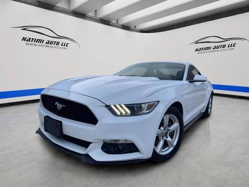 White 2015 Ford Mustang EcoBoost Premium