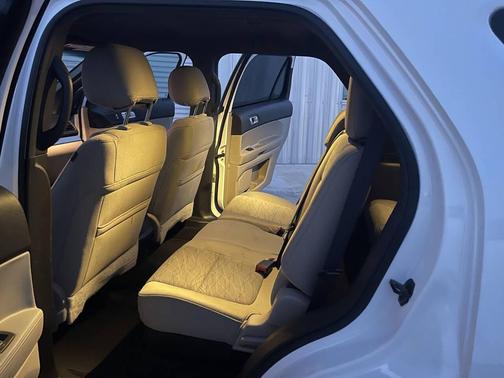 2015 Ford Explorer Base