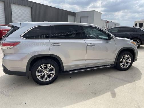 2015 Toyota Highlander LE Plus