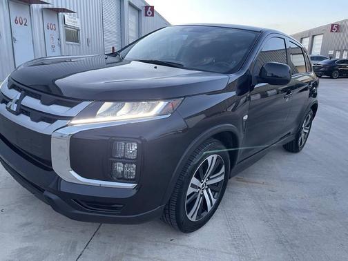 Black 2022 Mitsubishi Outlander Sport 2.0 ES