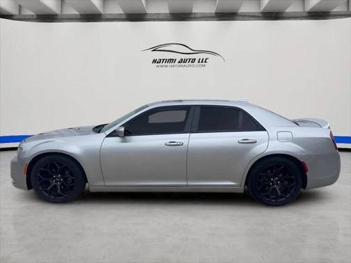 2018 Chrysler 300 S