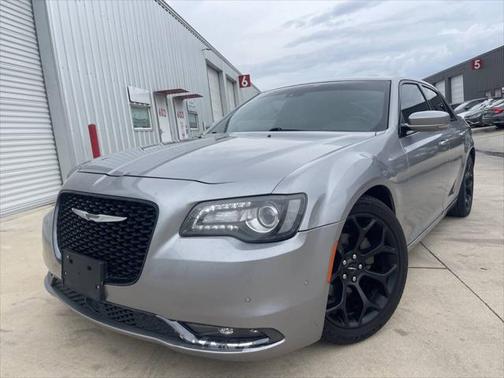 2018 Chrysler 300 S