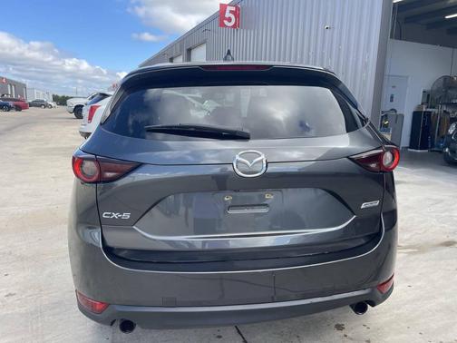 2017 Mazda CX-5 Touring