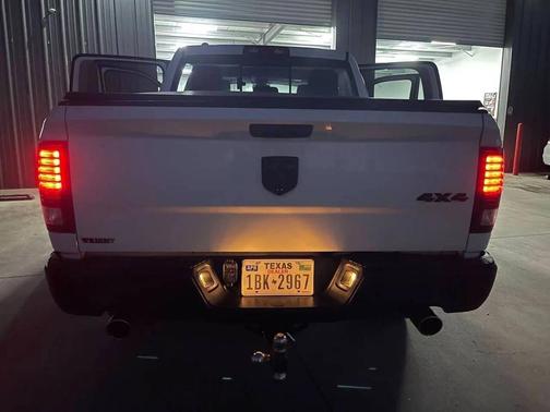 2020 RAM 1500 Classic Warlock Crew Cab 4x4 5'7' Box