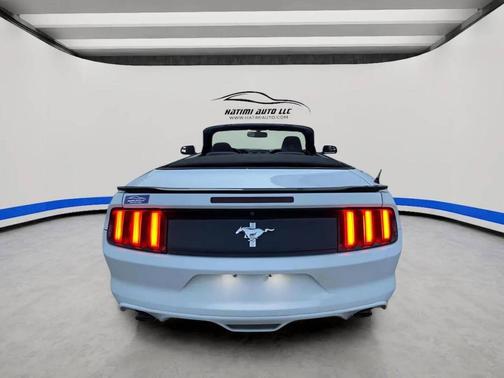 2016 Ford Mustang V6