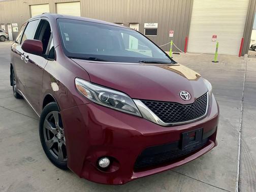 2017 Toyota Sienna SE Premium