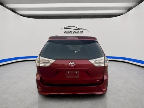 2017 Toyota Sienna SE Premium