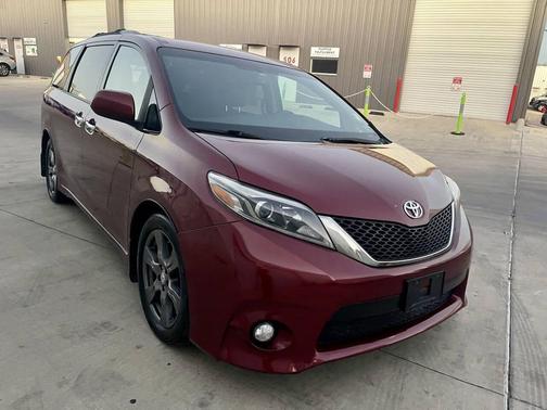 2017 Toyota Sienna SE Premium
