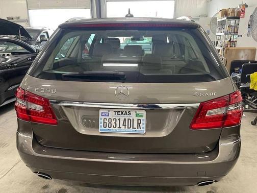 Beige 2011 Mercedes-Benz E-Class 4MATIC